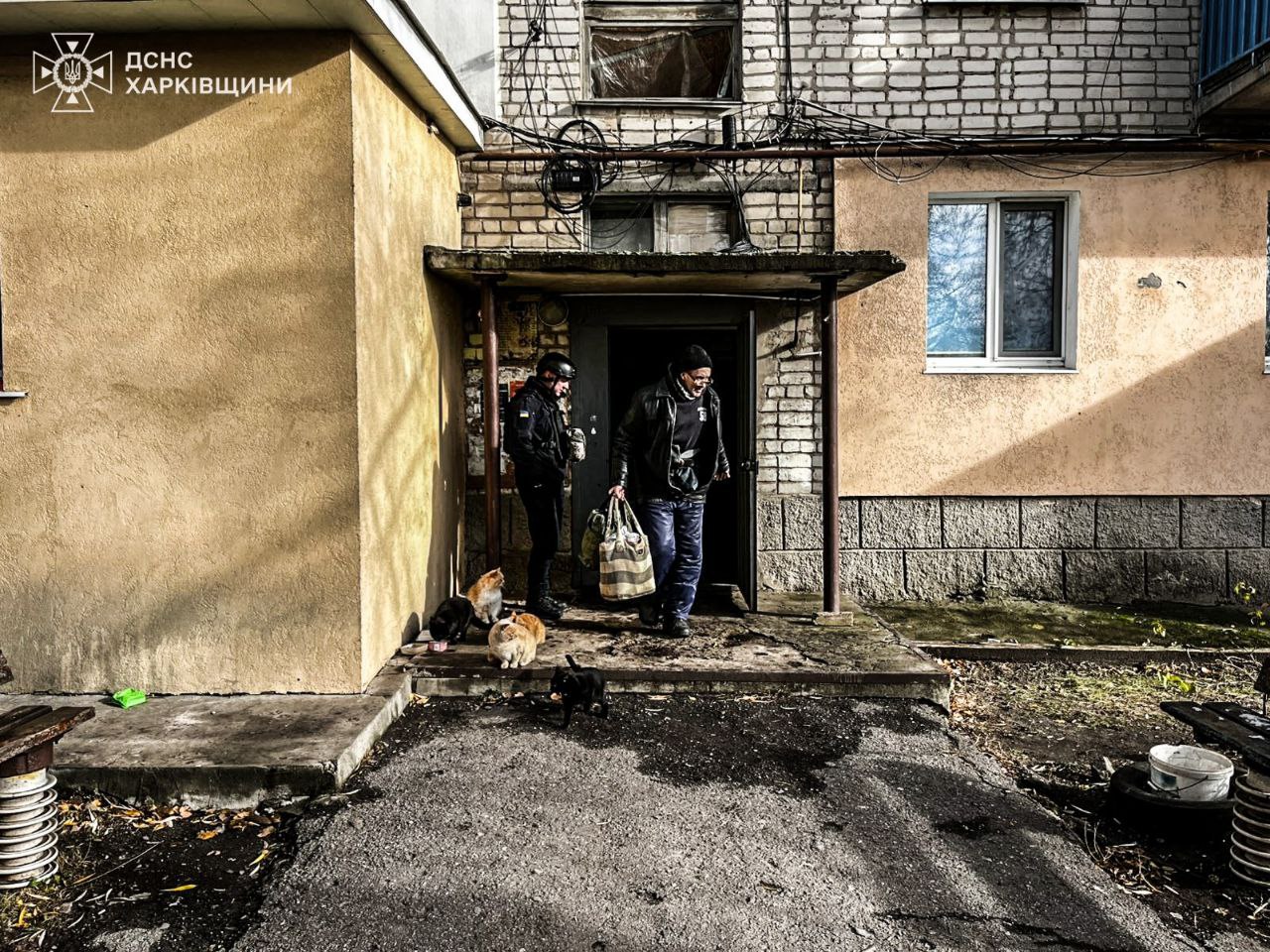 Допомогли евакуюватись жителям Харківщини з-під обстрілів рятвальники: Новини Харкова